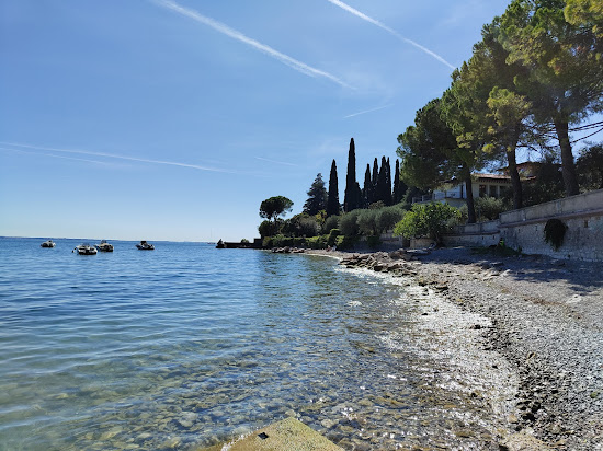 Benella Beach