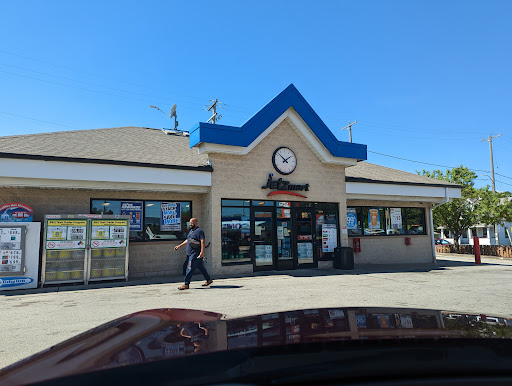 Jetz Convenience Center, 607 S 70th St, Milwaukee, WI 53214, USA, 
