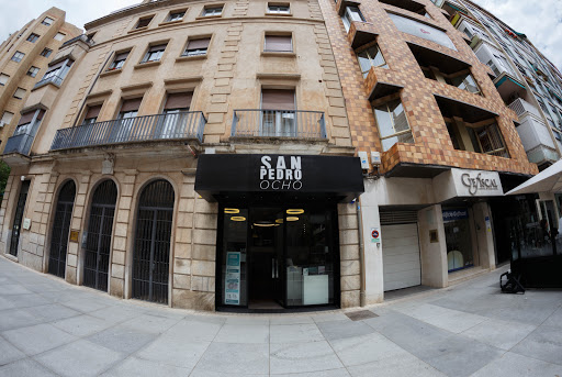 San Pedro Eight en Cáceres‎, Cáceres‎