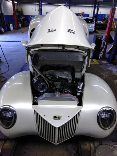 Tire Shop «Marysville Car Care Center», reviews and photos, 2929 Gratiot Blvd, Marysville, MI 48040, USA