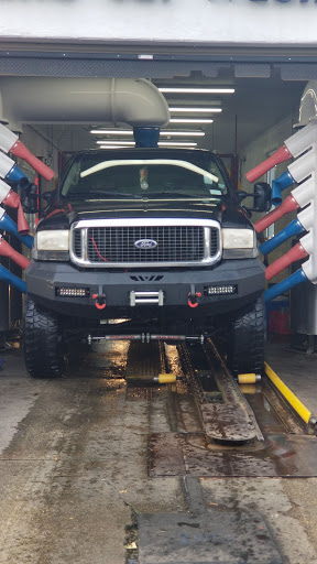 Car Wash «Mr Suds Car Wash», reviews and photos, 989 Sunrise Hwy, Bay Shore, NY 11706, USA