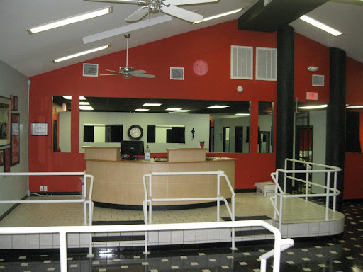 Tattoo Shop «Knuckle Up Tattoo Co.», reviews and photos, 2083 Irvin Cobb Dr, Paducah, KY 42003, USA