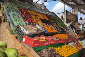 Al-Amoudi central fish and vegetables market image