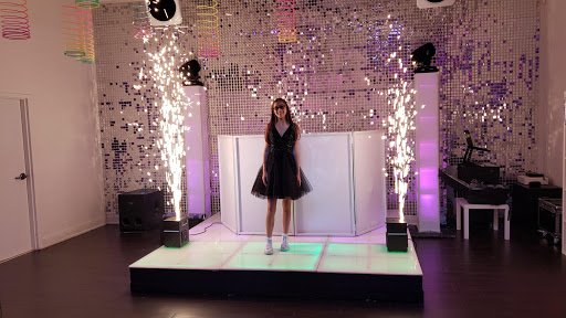 Florist «84 West Studios & Party Time DJs», reviews and photos, 11850 FL-84 # A10, Davie, FL 33325, USA
