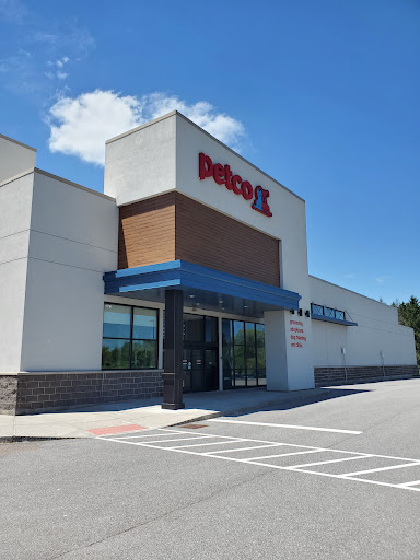Pet Supply Store «Petco Animal Supplies», reviews and photos, 178 Township Blvd, Camillus, NY 13031, USA
