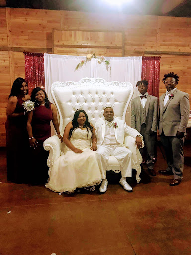 Bridal Shop «Andrews Bridal Shoppe & Tuxedo Central», reviews and photos, 2806 Montgomery Hwy, Dothan, AL 36303, USA