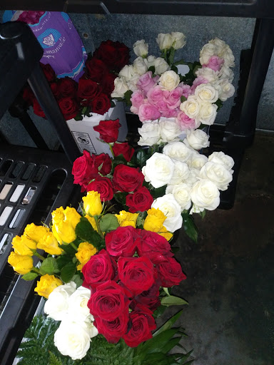 Florist «Desert Oasis Floral», reviews and photos, 13220 W Van Buren St, Goodyear, AZ 85338, USA