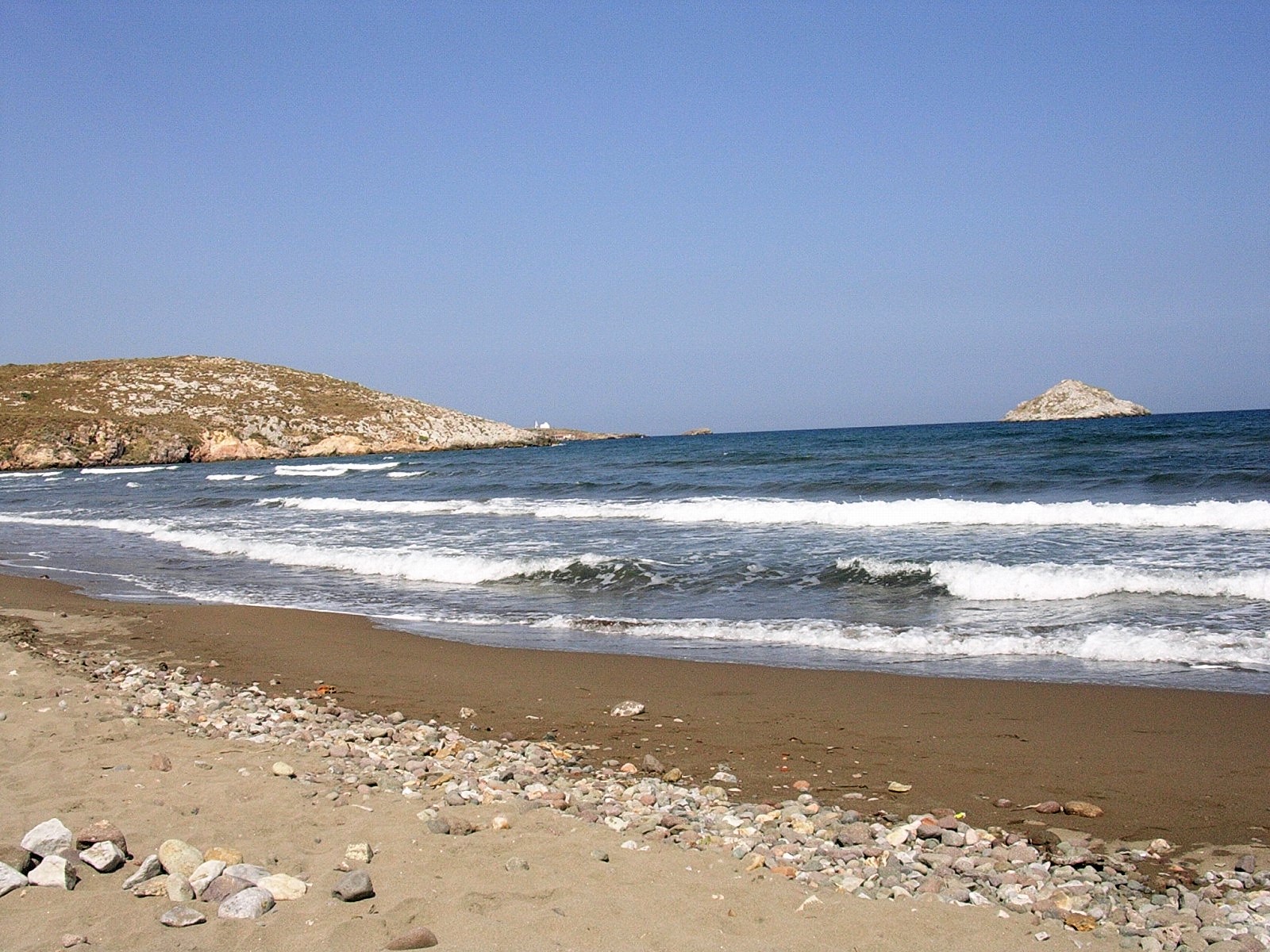 Photo of Kampos beach with partly clean level of cleanliness