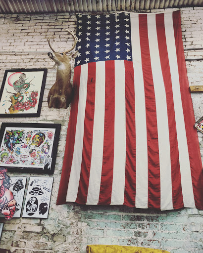 Tattoo Shop «Ironclad Tattoo Gallery», reviews and photos, 194 N 2nd Ave, Saltillo, MS 38866, USA