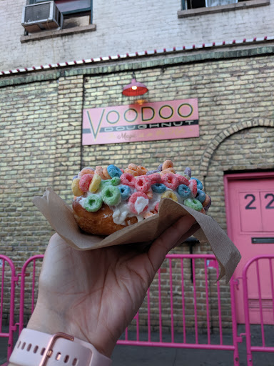Donut Shop «Voodoo Doughnut», reviews and photos, 22 SW 3rd Ave, Portland, OR 97204, USA