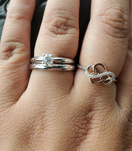 Jeweler «Shane Co.», reviews and photos, 8111 E 96th St, Indianapolis, IN 46256, USA