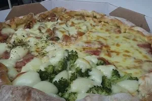 Tele Pizza Bambu image
