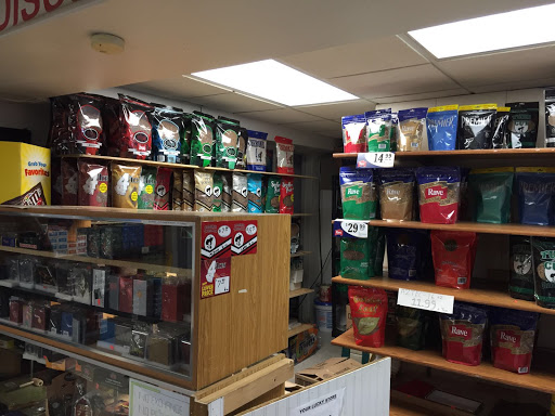 Tobacco Shop «Discount Tobacco», reviews and photos, 284 Main St, Antioch, IL 60002, USA