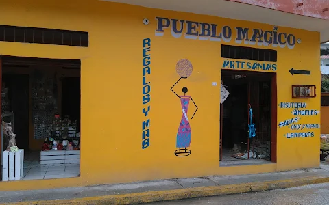 pueblo magico image
