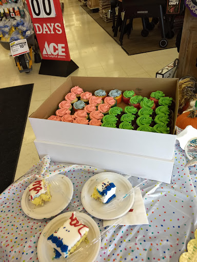 Hardware Store «Westlake Ace Hardware 065», reviews and photos, 601 Kasold Dr, Lawrence, KS 66049, USA