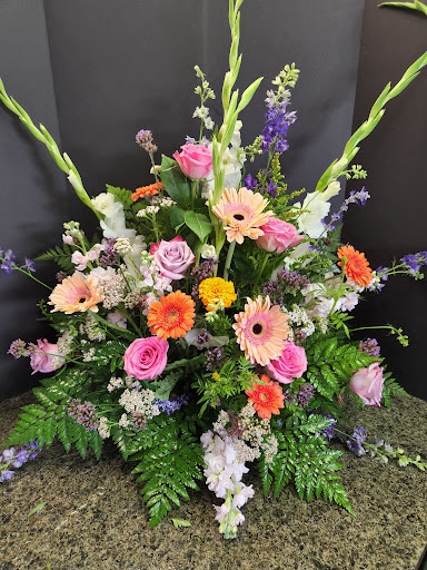 Florist «WG Miller Creations Florist & Gifts», reviews and photos, 6211 Lakeside Ave, Richmond, VA 23228, USA