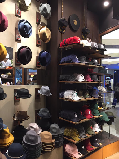 Hat Quarters