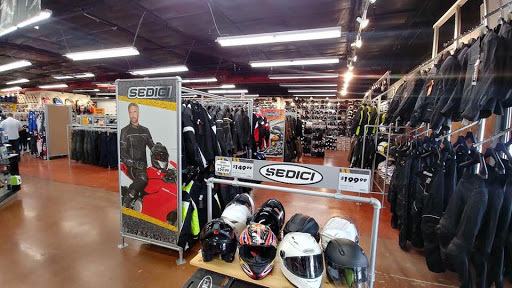 Motorcycle Parts Store «Cycle Gear», reviews and photos, 9070 Research Blvd #202, Austin, TX 78757, USA