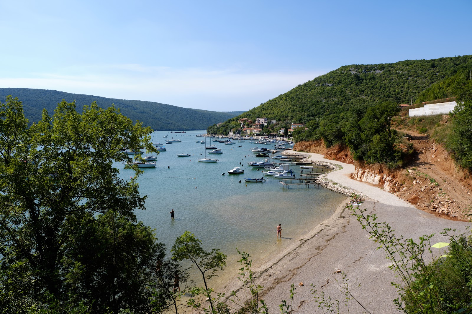 Zdjęcie Get beach z prosta linia brzegowa