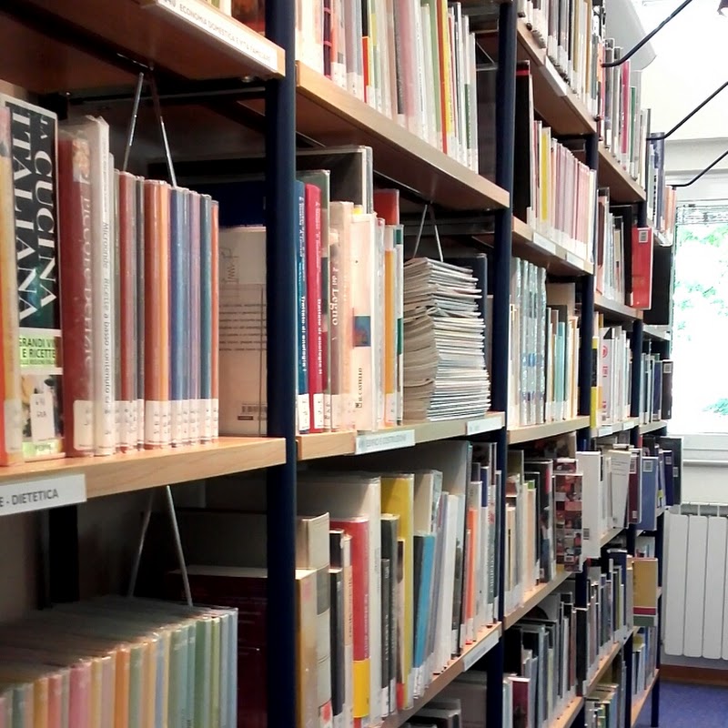 Biblioteca Comunale Stelio Mattioni