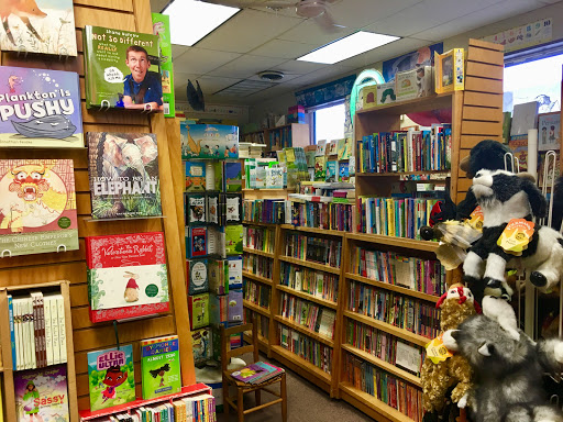 Book Store «The Book Beat», reviews and photos, 26010 Greenfield Rd, Oak Park, MI 48237, USA