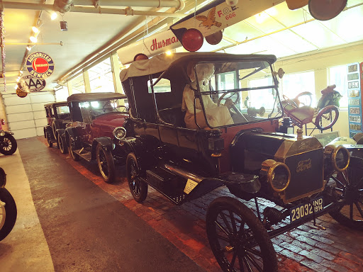 History Museum «Wayne County Historical Museum», reviews and photos, 1150 N A St, Richmond, IN 47374, USA