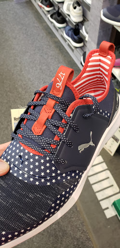 Sporting Goods Store «Roger Dunn Golf Shops», reviews and photos, 1421 Village Way, Santa Ana, CA 92705, USA