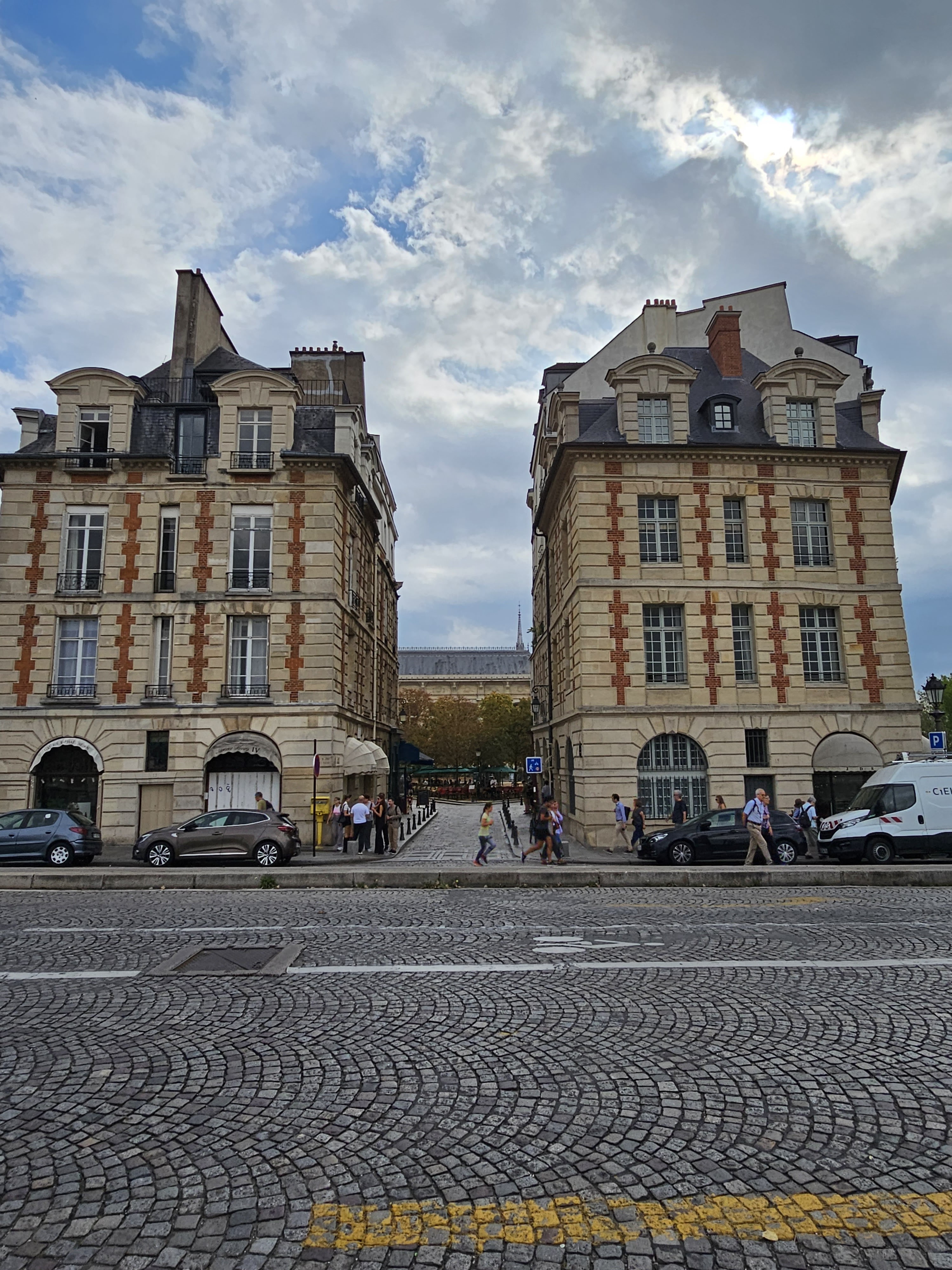 Photo n° 5 de l'avis de Emiliano.a fait le 14/09/2023 à 11:33