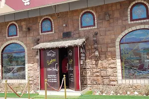 Bait AlMandi Restaurant image