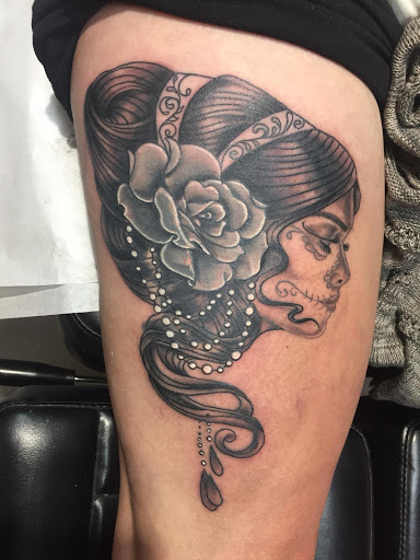 Explore linework flash tattoo ideas, creative tattoo ideas in Albuquerque, available at Tattoosbyfrankieg