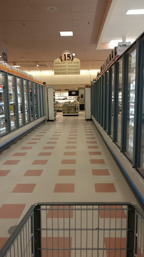 Grocery Store «Market Basket», reviews and photos, 310 Mishawum Rd, Woburn, MA 01801, USA