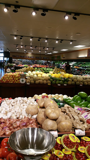 Grocery Store «Quality Food Center», reviews and photos, 11700 Mukilteo Speedway, Mukilteo, WA 98275, USA