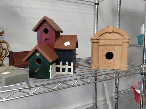 Thrift Store «World Treasures Thrift Shop», reviews and photos, 301 N Walnut St, Hagerstown, MD 21740, USA