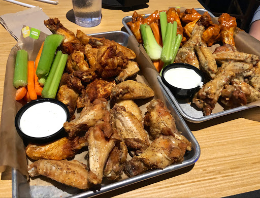 Chicken wings restaurant Ann Arbor