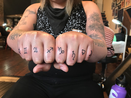 Tattoo Shop «Icon Tattoo Studio», reviews and photos, 813 N Russell St, Portland, OR 97227, USA