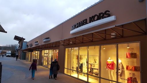 Shopping Mall «Seattle Premium Outlets», reviews and photos, 10600 Quil Ceda Blvd, Tulalip, WA 98271, USA