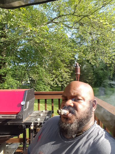 Cigar Shop «Big Buddha Cigar Lounge», reviews and photos, 27 Hawleyville Rd, Newtown, CT 06470, USA