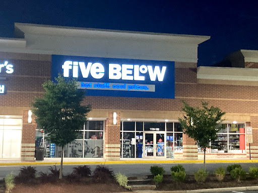 Variety Store «Five Below», reviews and photos, 1130 Stafford Market Pl, Stafford, VA 22556, USA