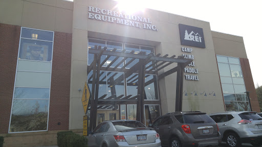 Camping Store «REI», reviews and photos, 3334 W Friendly Ave #140, Greensboro, NC 27410, USA