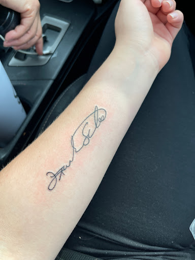 Tattoo Shop «Top Rocker Tattoo», reviews and photos, 16140 N Arrowhead Fountains Center Dr #101, Peoria, AZ 85382, USA