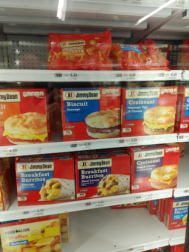 Grocery Store «Food Lion», reviews and photos, 424 N Main St, Kilmarnock, VA 22482, USA