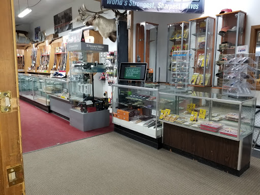 Gun Shop «Outdoorsman Sport Shop», reviews and photos, 221 Sheridan Rd, Winthrop Harbor, IL 60096, USA