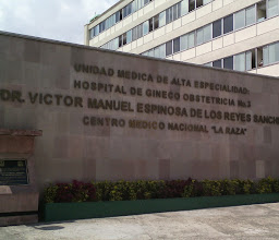 Hospital La Raza Puerta 4 photo