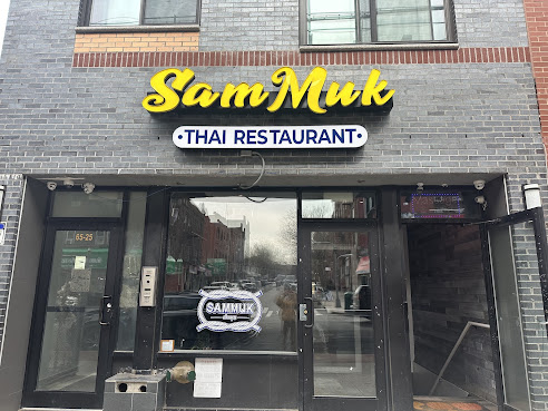 Sammuk thai restaurant by null