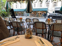 Atmosphère du Restaurant Le Paris London - n°6