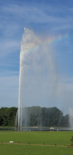 Tourist Attraction «Gateway Geyser», reviews and photos, 185 W Trendley Ave, East St Louis, IL 62201, USA