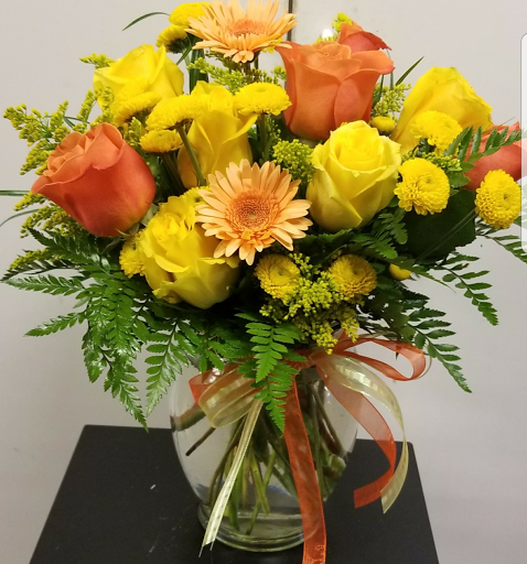 Florist «Shadeland Flower Shop», reviews and photos, 6935 Lake Plaza Dr B10, Indianapolis, IN 46220, USA