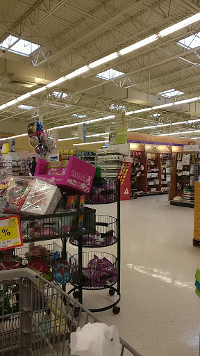 Supermarket «Super Stop & Shop», reviews and photos, 25 Walkers Brook Dr, Reading, MA 01867, USA