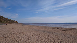 Thurstaston Beach'in fotoğrafı düz ve uzun ile birlikte