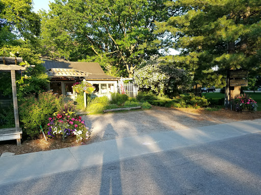 Design «Becky Thatcher Designs», reviews and photos, 5795 S Lake St, Glen Arbor, MI 49636, USA